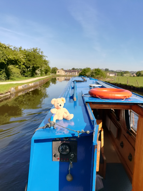 Leeds and Liverpool Canal : May 2019